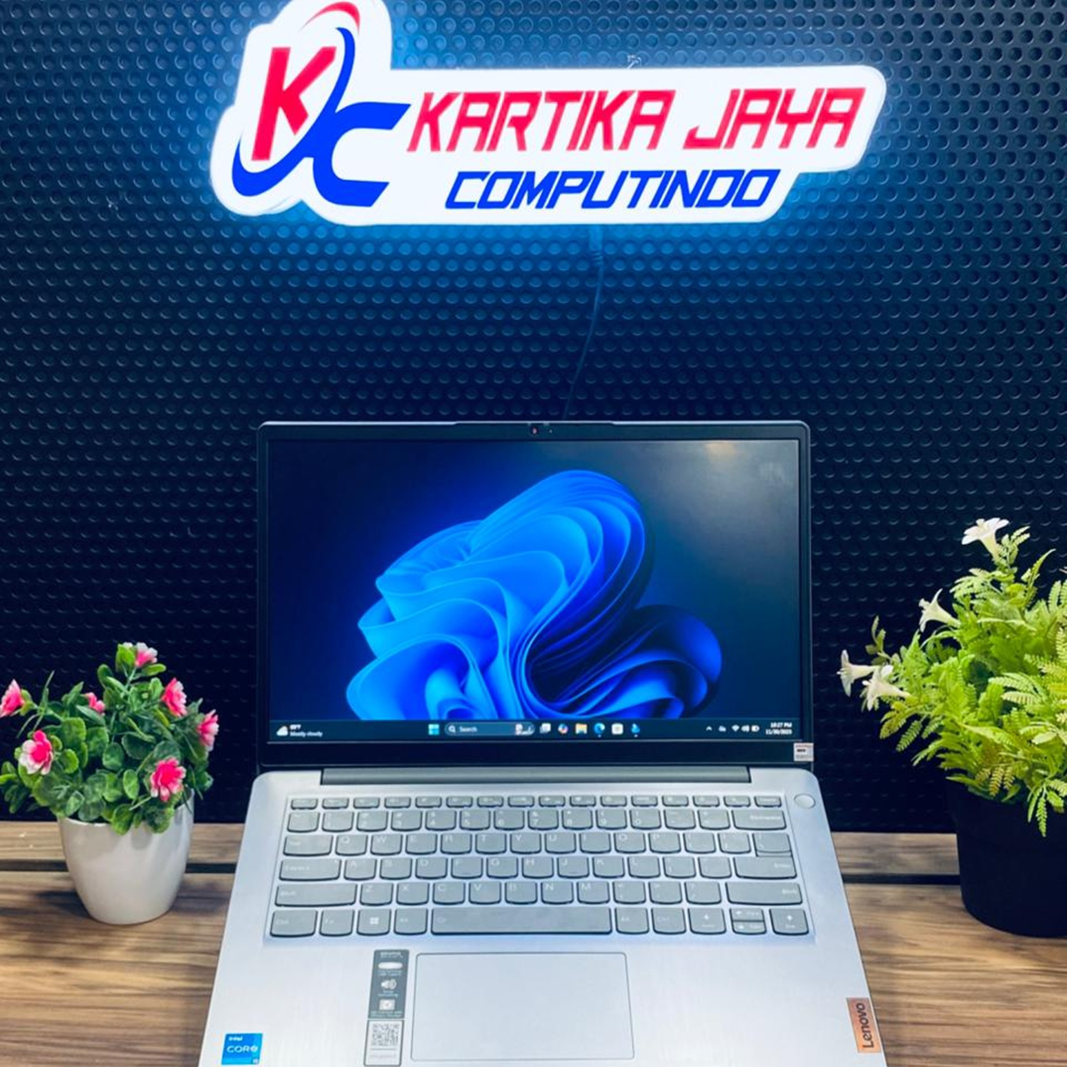 LENOVO IP 3 CORE I3 RAM 8 2ND 